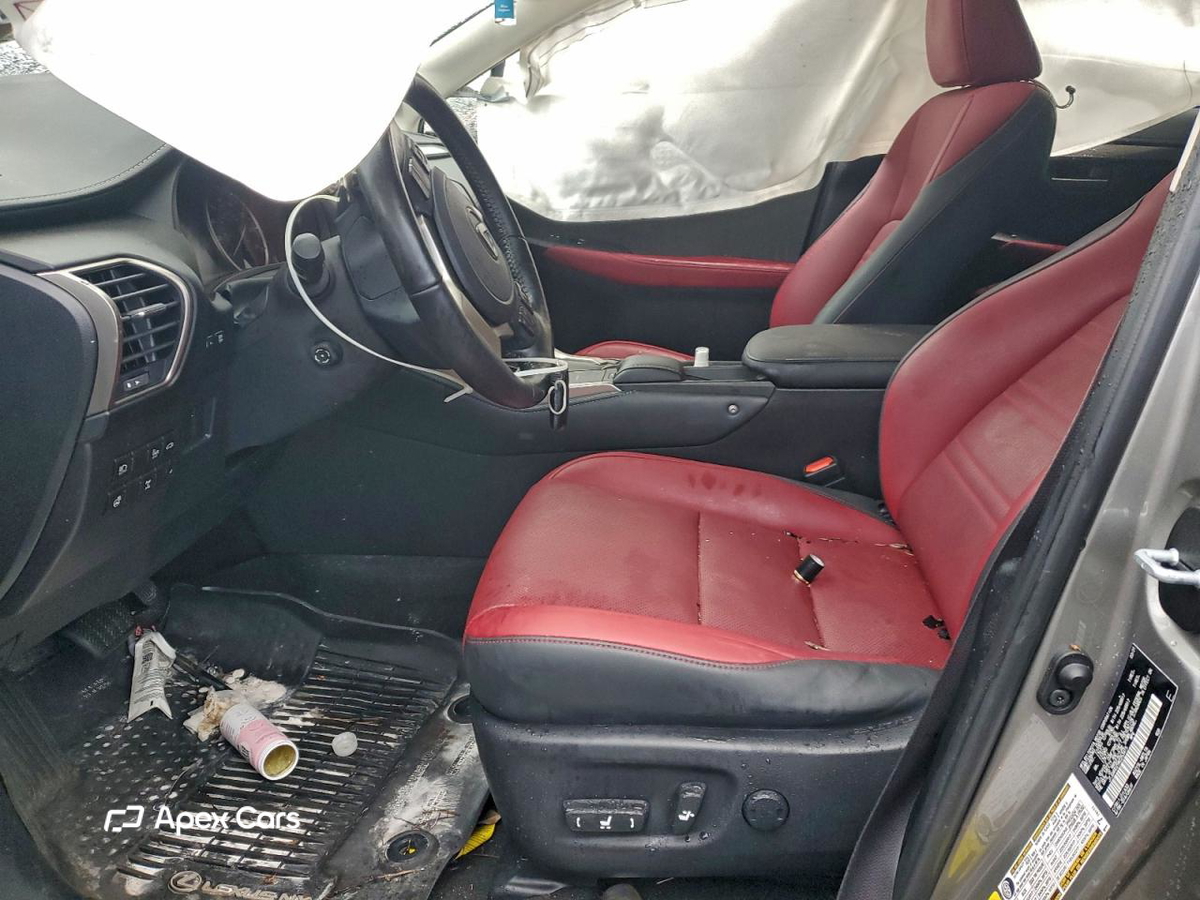 Lexus NX 2021