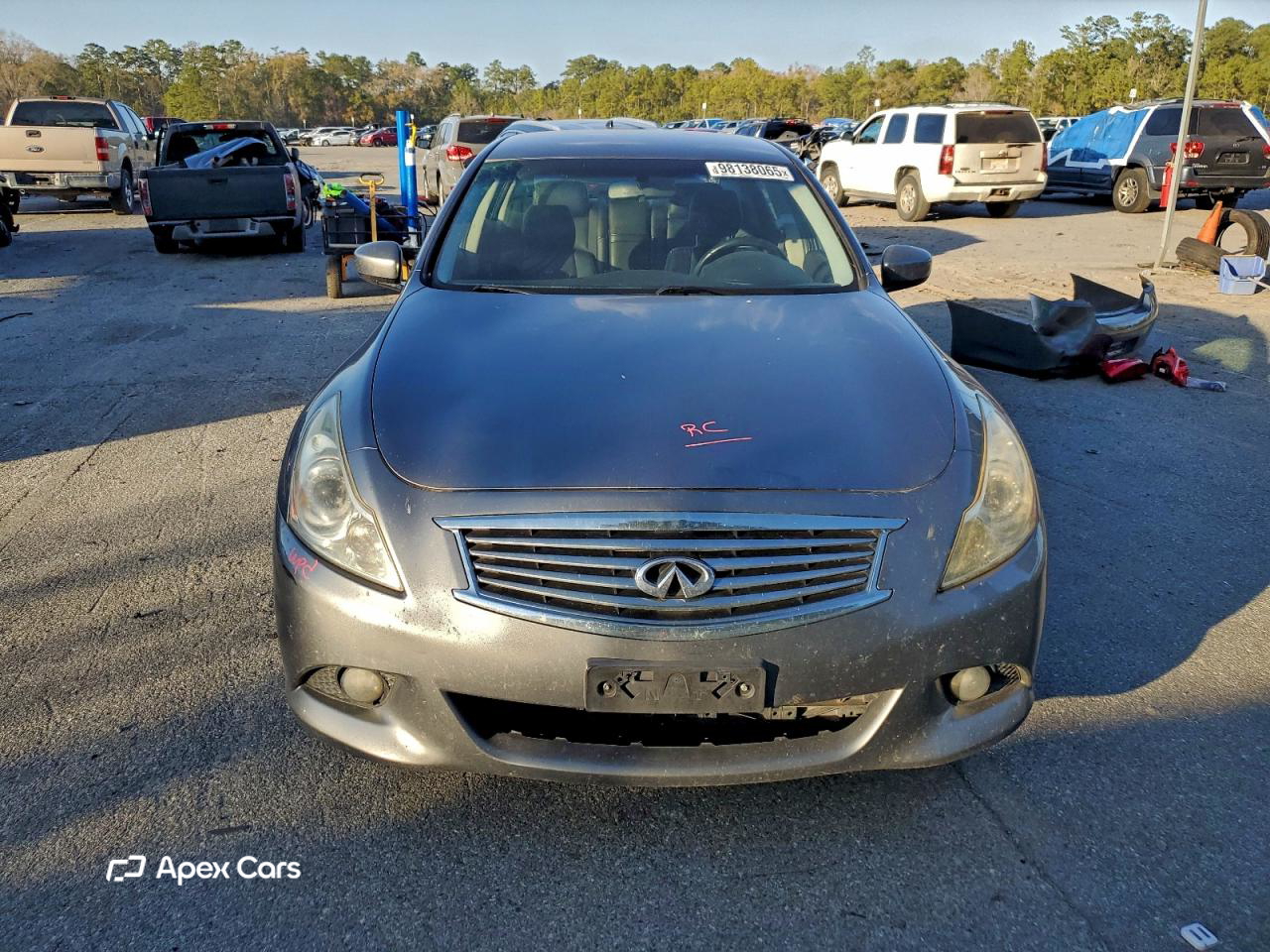 Infiniti G 2011