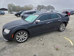 Chrysler 300 2018