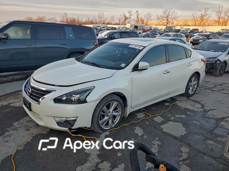 Nissan Altima 2015 - Image 1 of 13