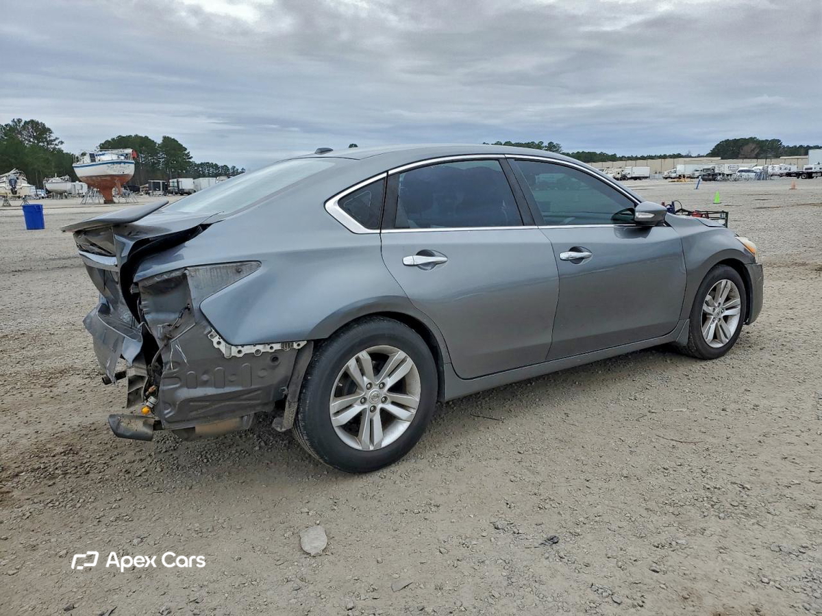 Nissan Altima 2014