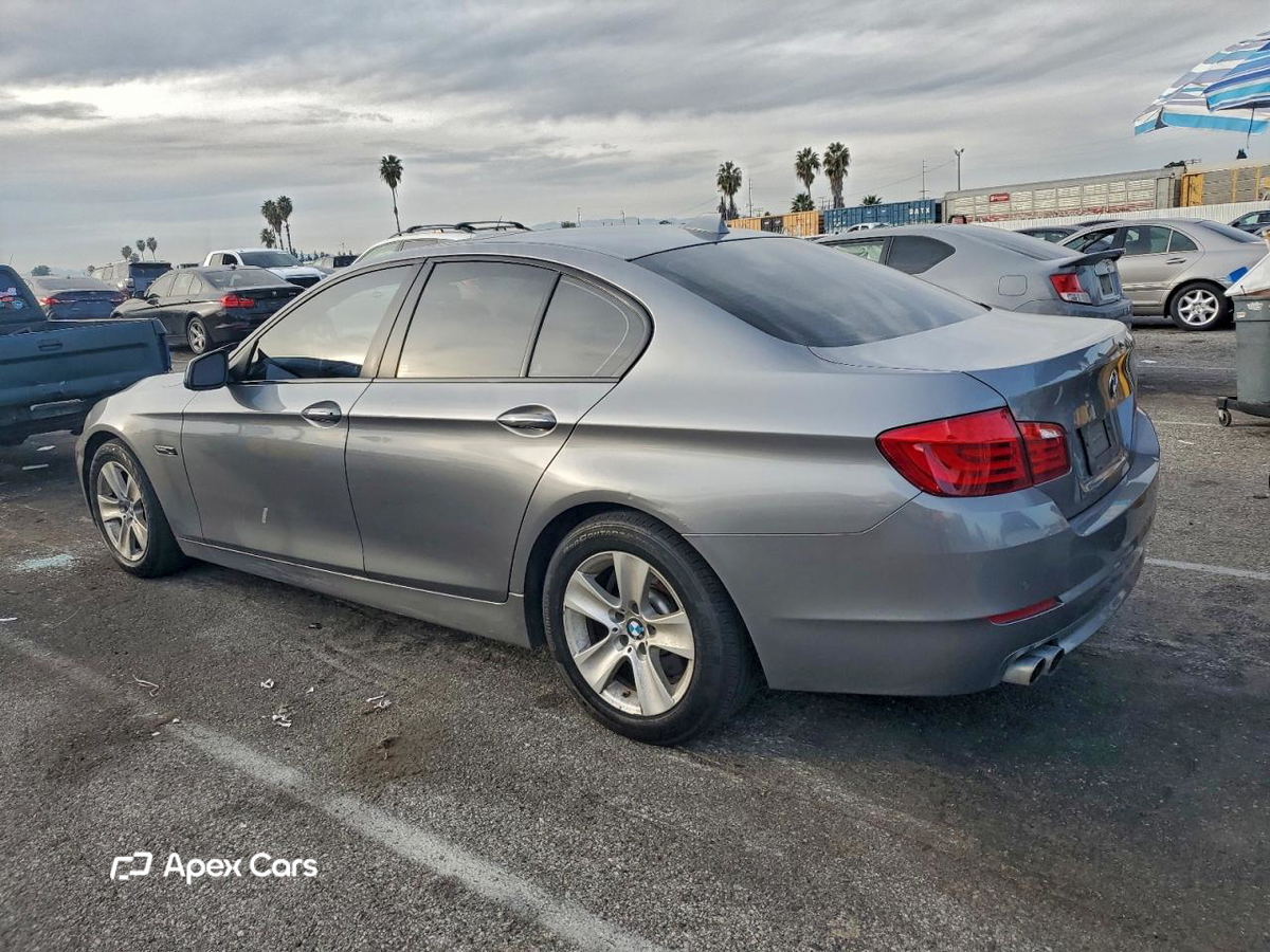 BMW Series 5 2011
