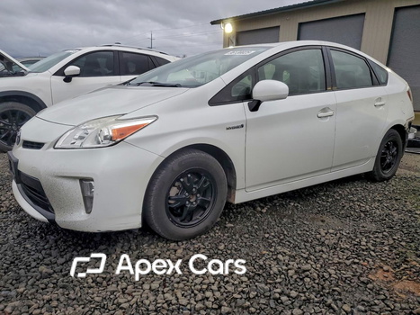 Toyota Prius 2015 - Image 1 of 12