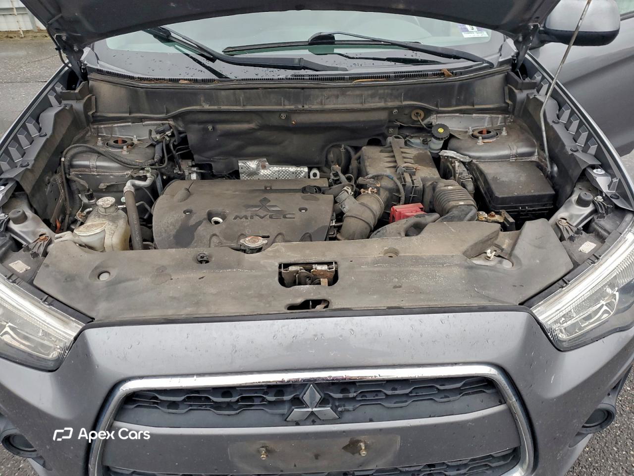 Mitsubishi Outlander 2015