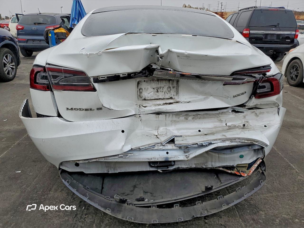 Tesla Model S 2018