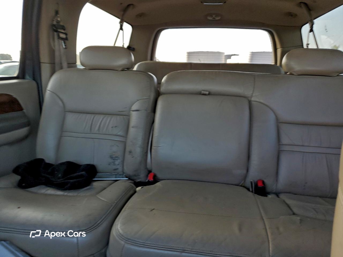 Ford Excursion 2000