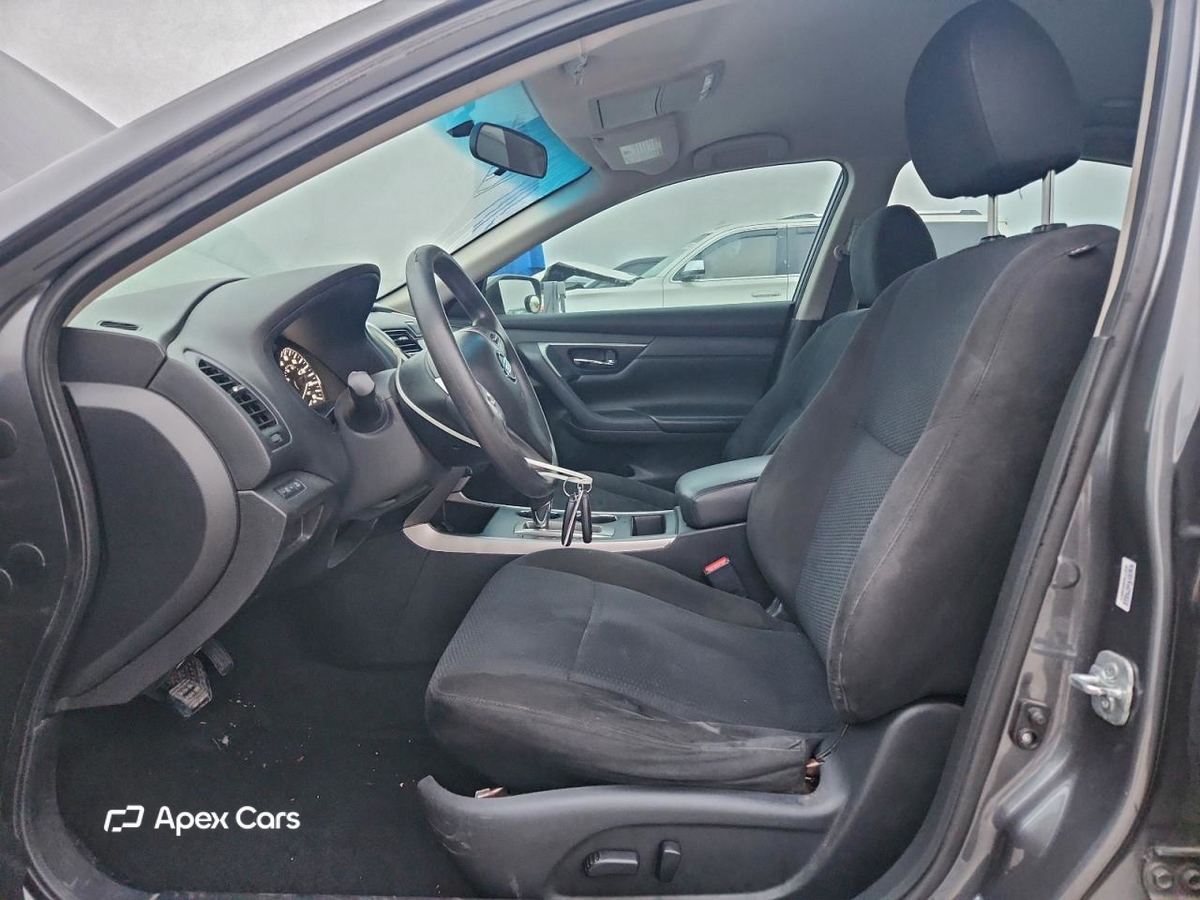 Nissan Altima 2015
