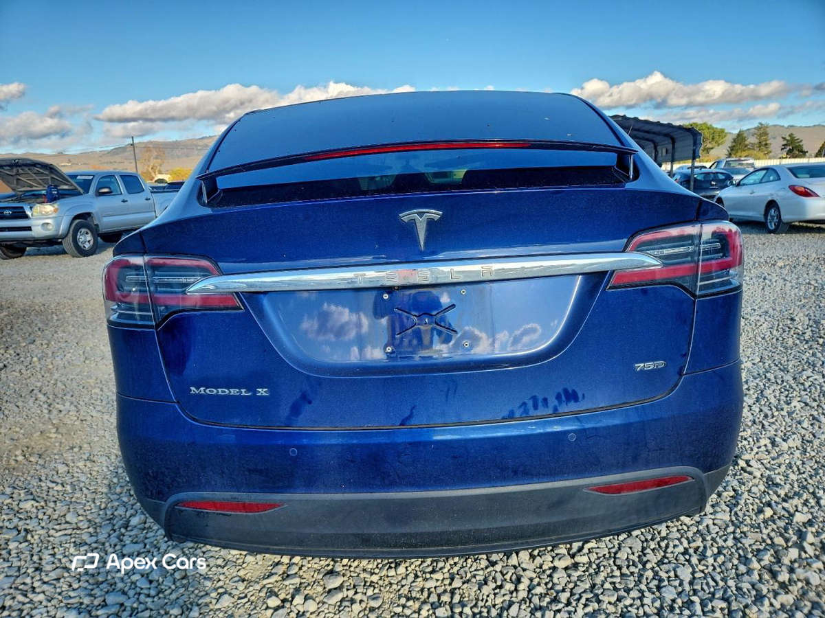 Tesla Model X 2018