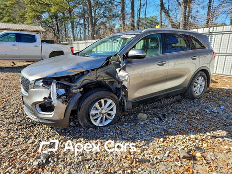 Kia Sorento 2017 - Image 1 of 14