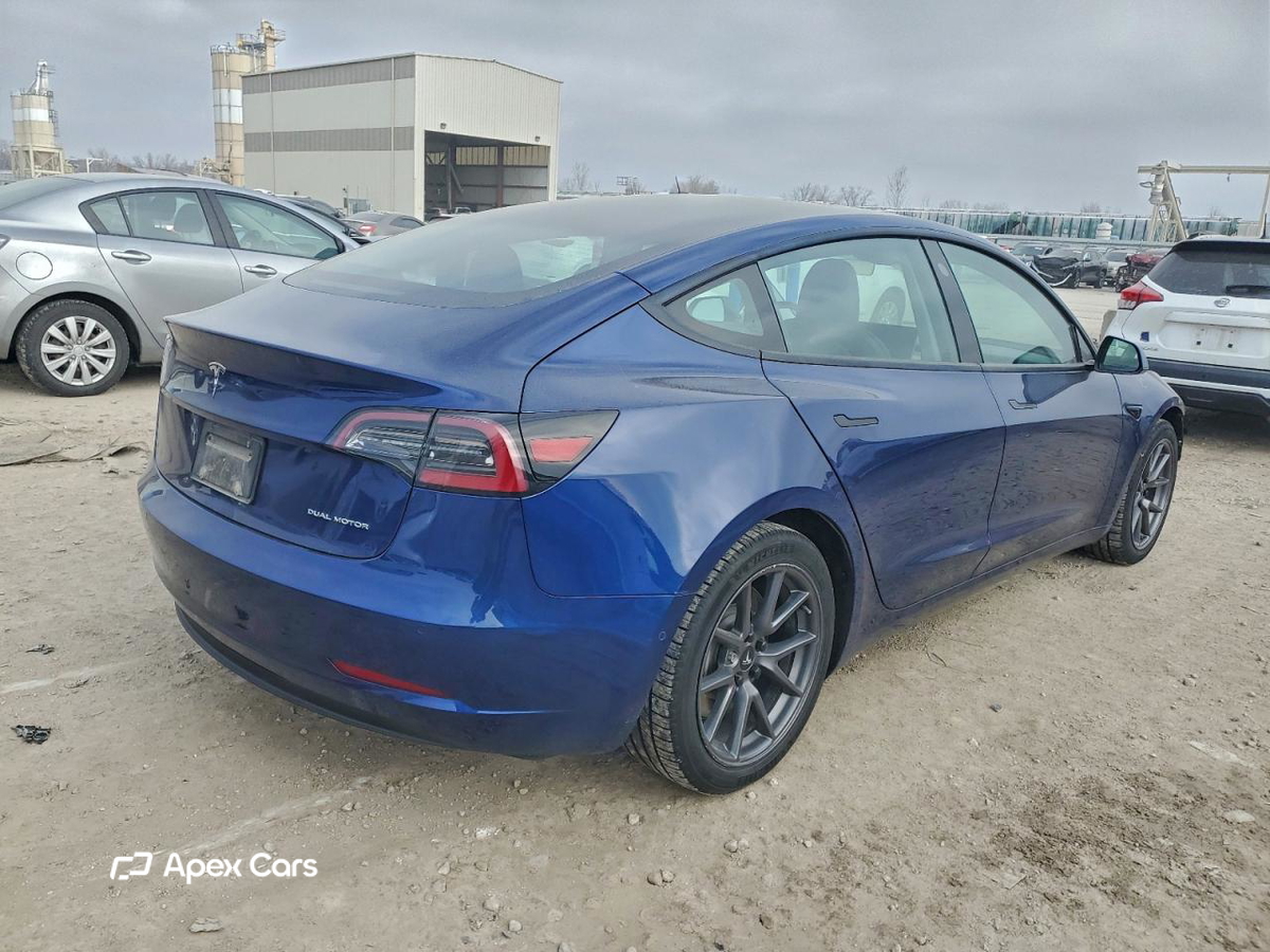 Tesla Model 3 2021