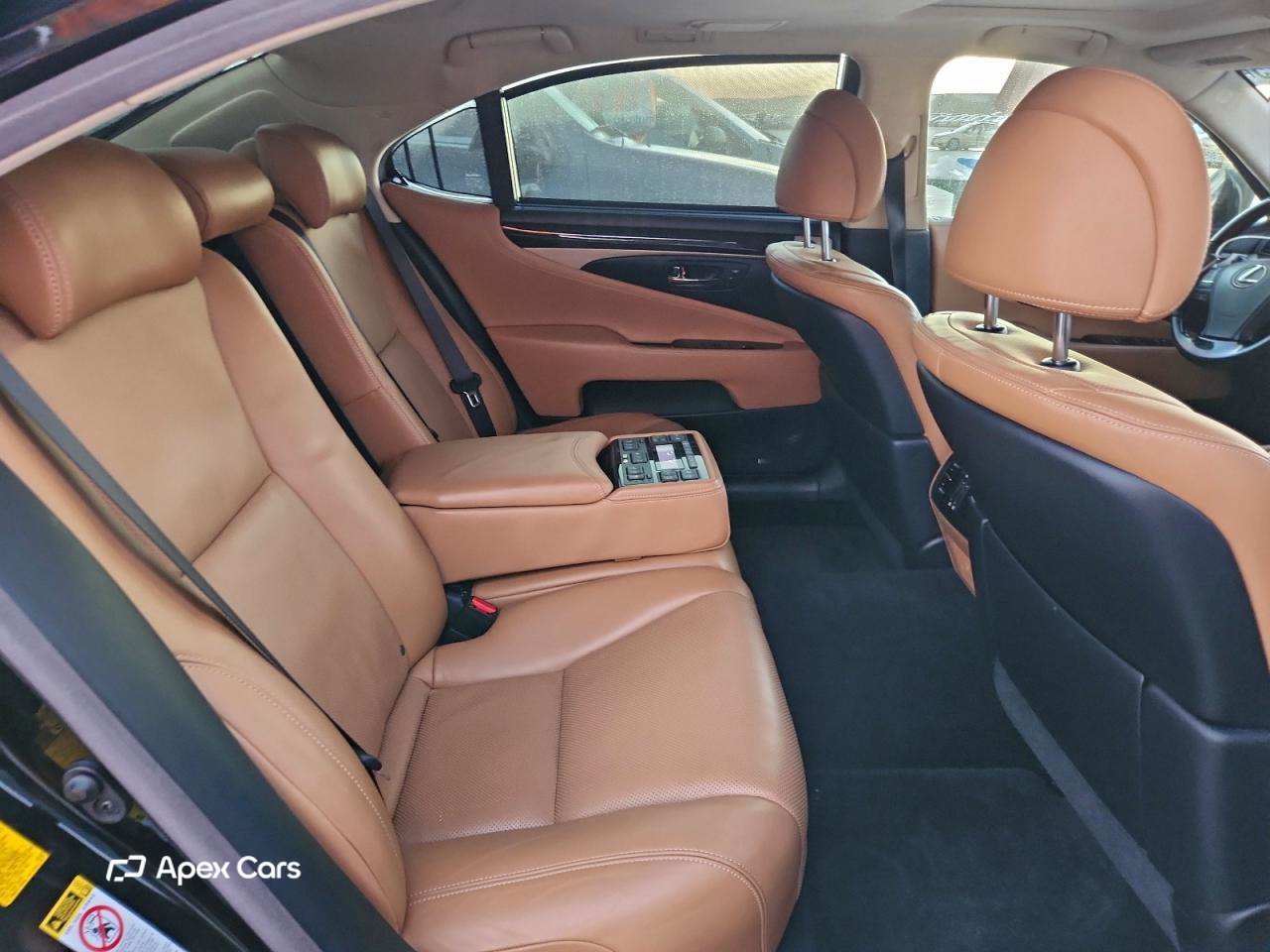 Lexus LS 2013