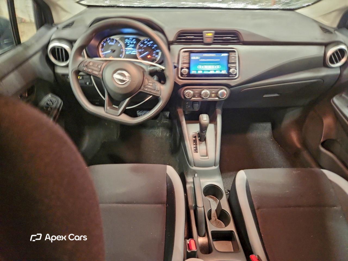 Nissan Versa 2025