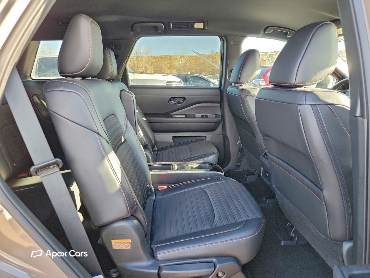 Nissan Pathfinder 2025