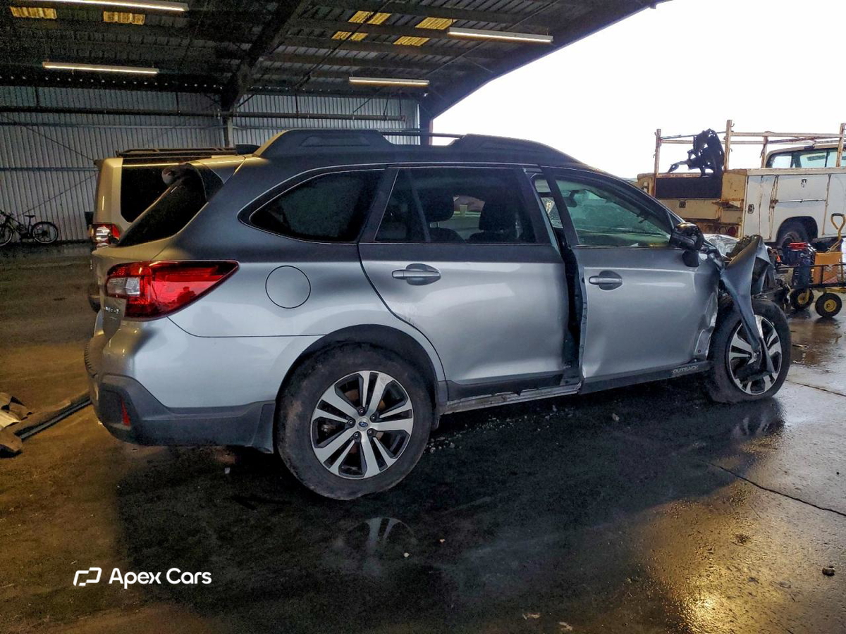 Subaru Outback 2018