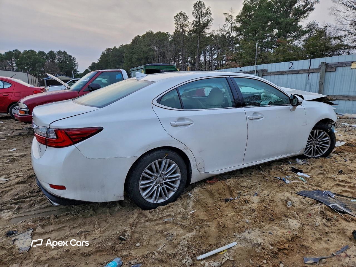 Lexus ES 2017