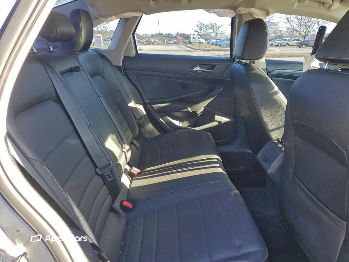 Volkswagen Jetta 2021