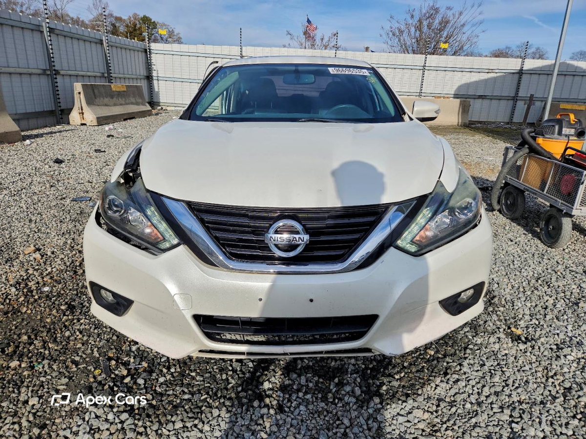 Nissan Altima 2017