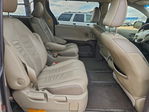 Toyota Sienna 2011