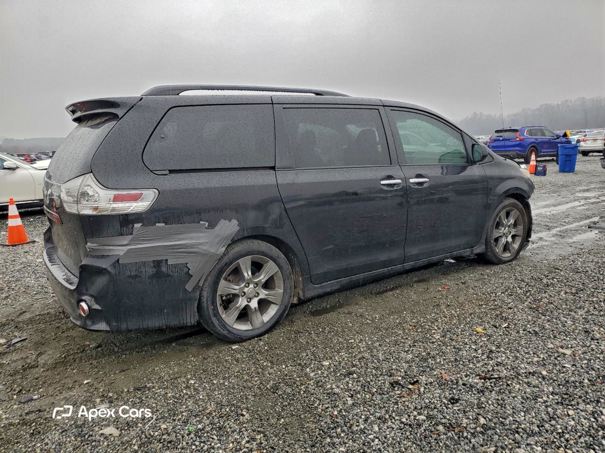 Toyota Sienna 2014