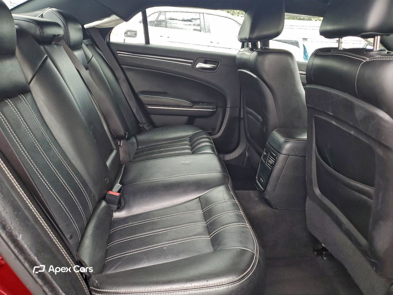 Chrysler 300 2019