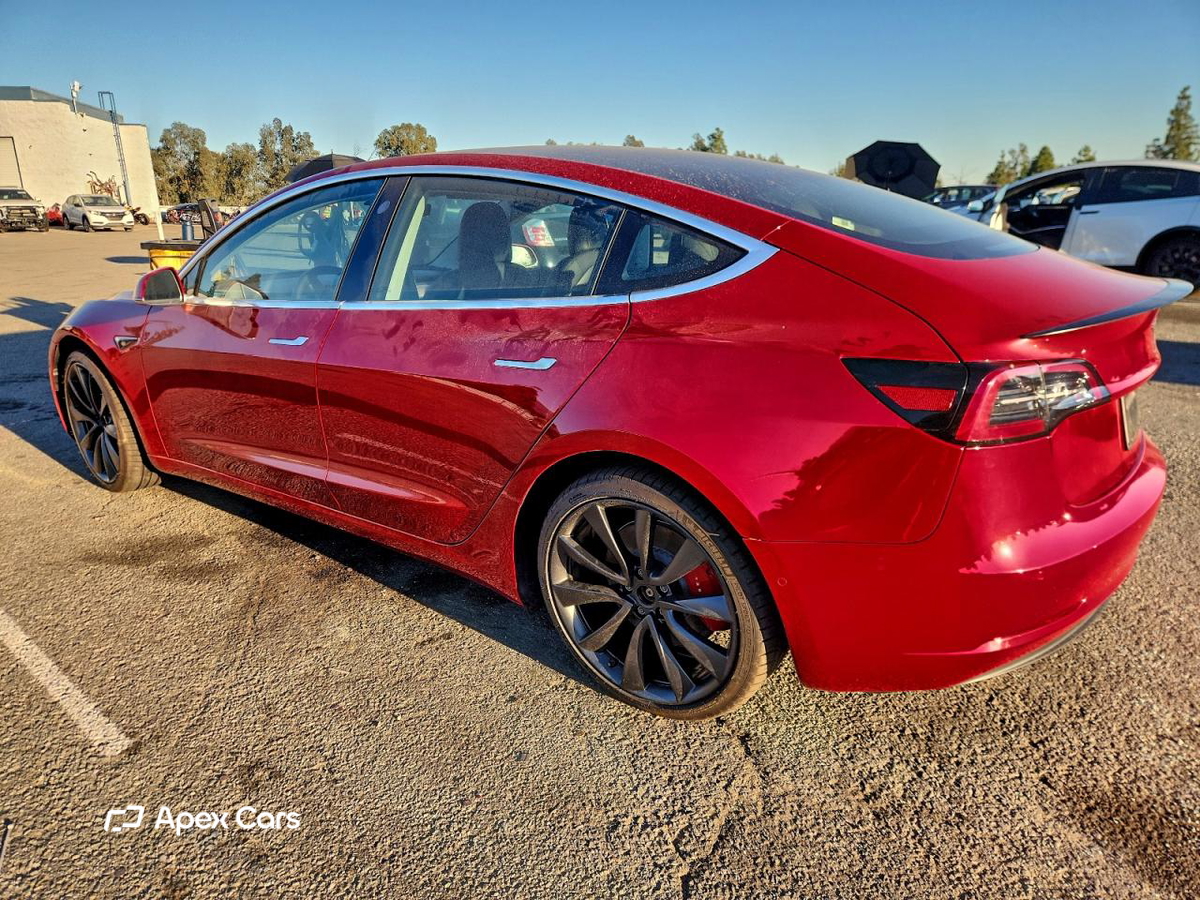 Tesla Model 3 2020
