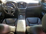 Chrysler 300 2021