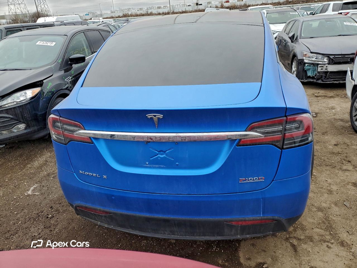 Tesla Model X 2016
