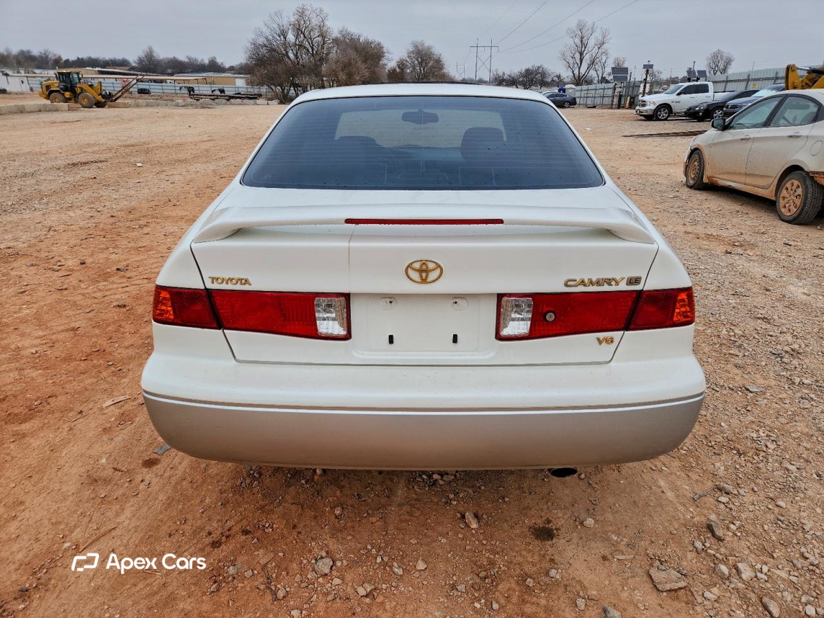 Toyota Camry 2001