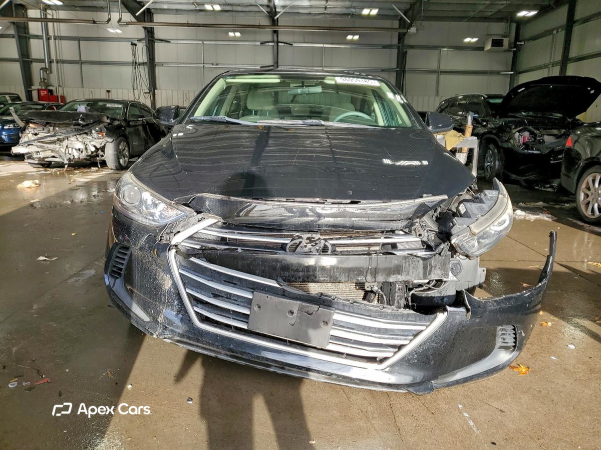 Hyundai Elantra 2018