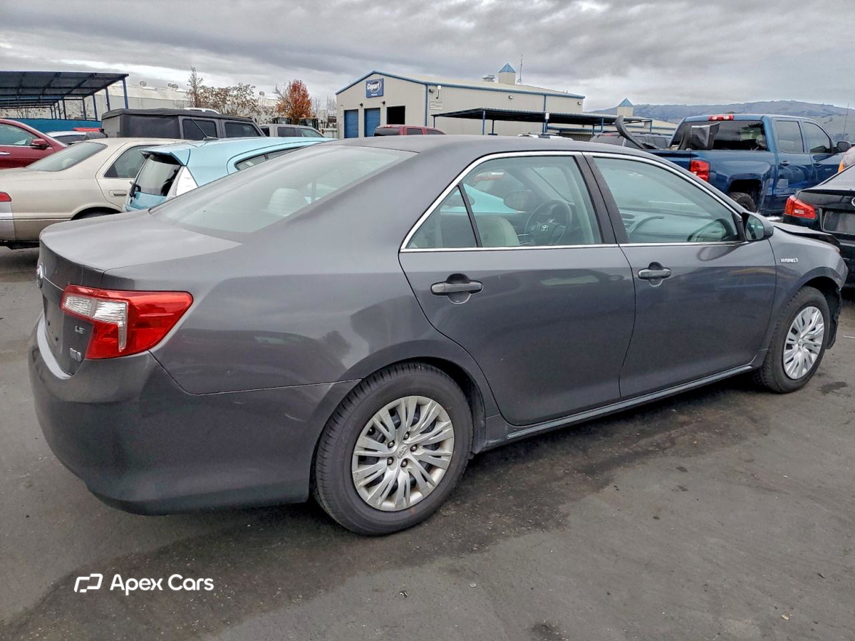 Toyota Camry 2012