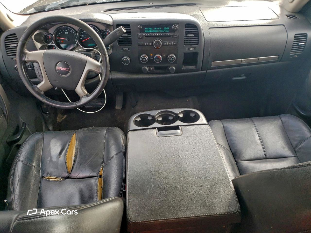 GMC Sierra 2011