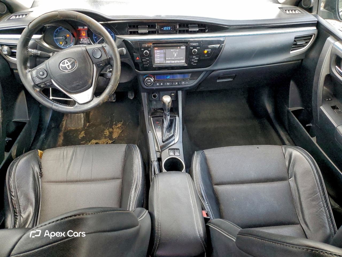 Toyota Corolla 2015