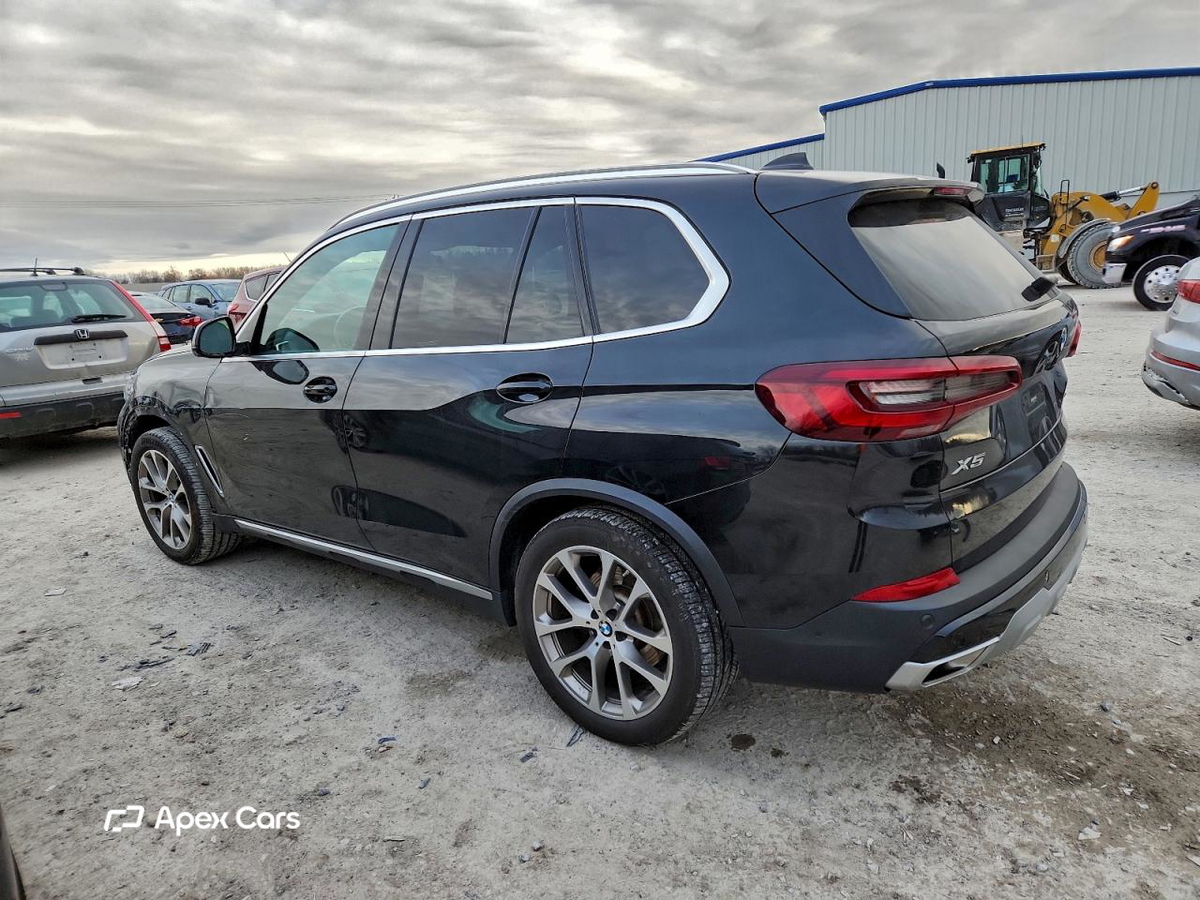 BMW X5 2021
