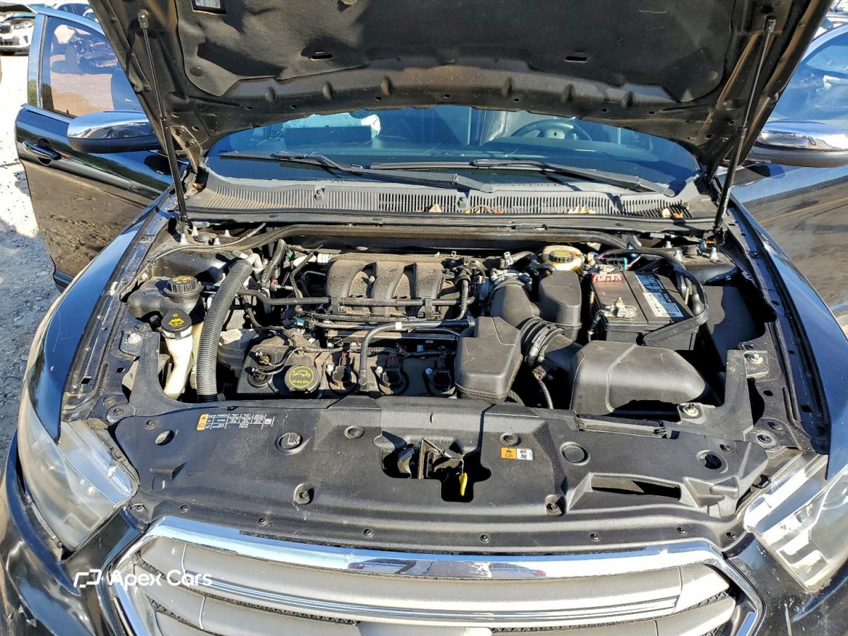 Ford Taurus 2015