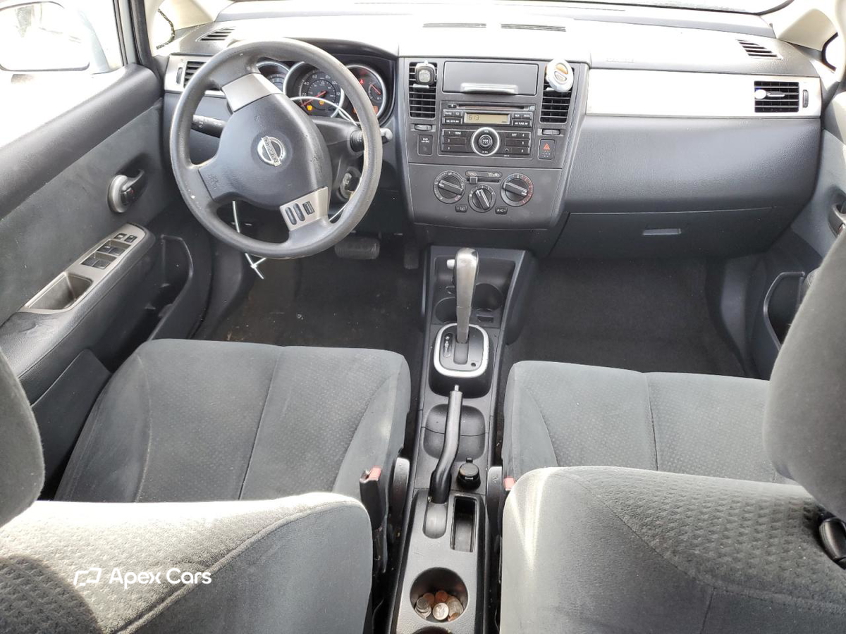 Nissan Versa 2010