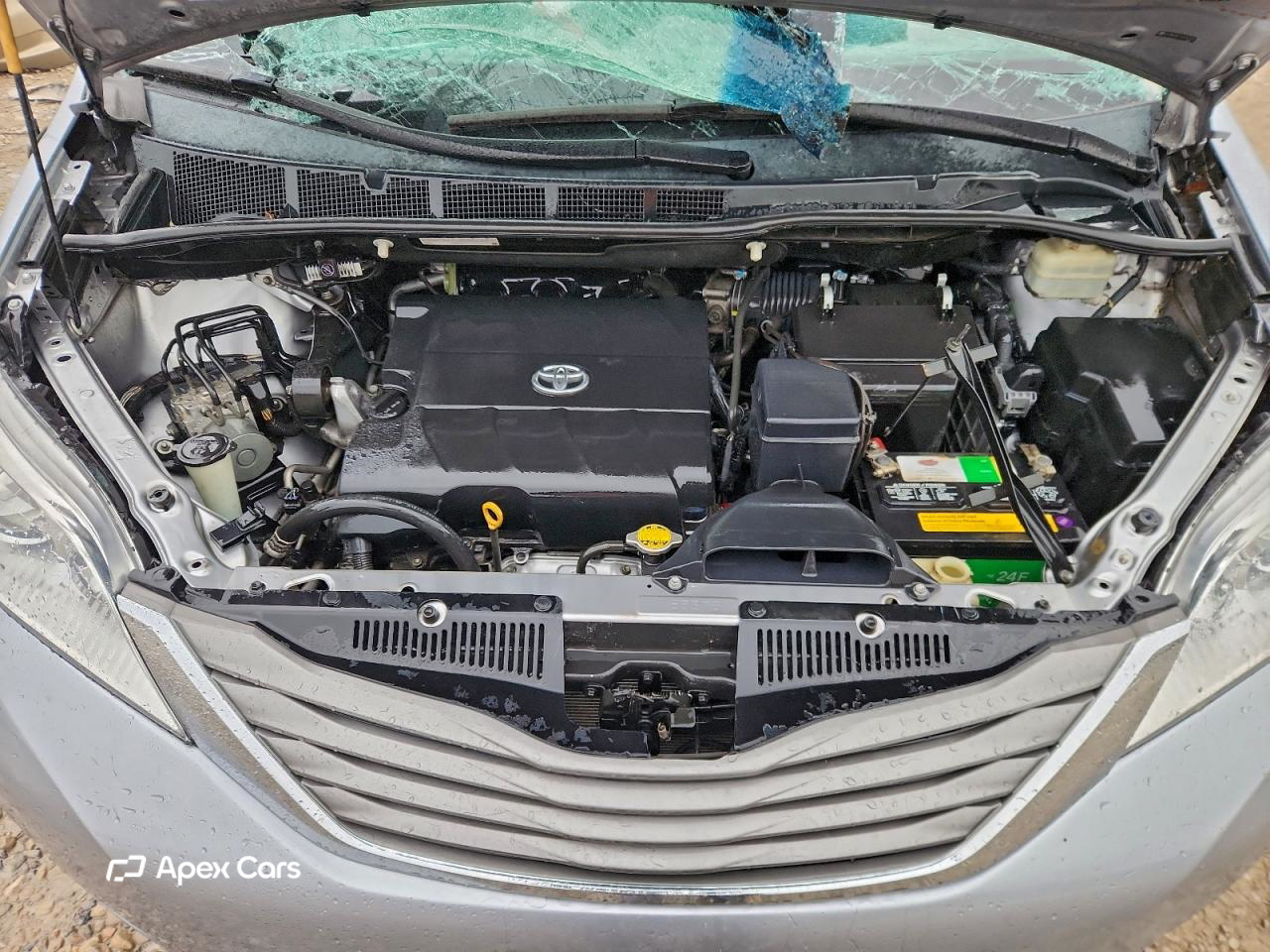 Toyota Sienna 2012