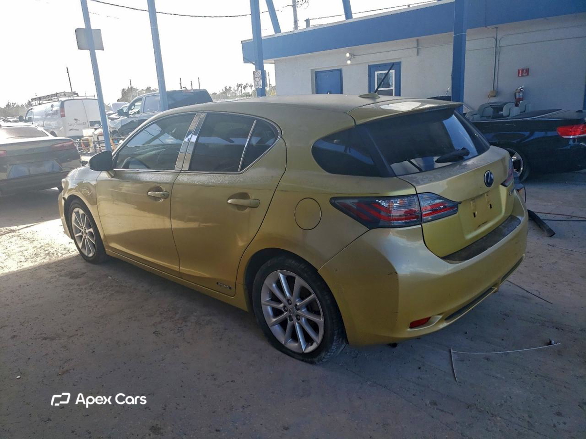 Lexus CT 2011