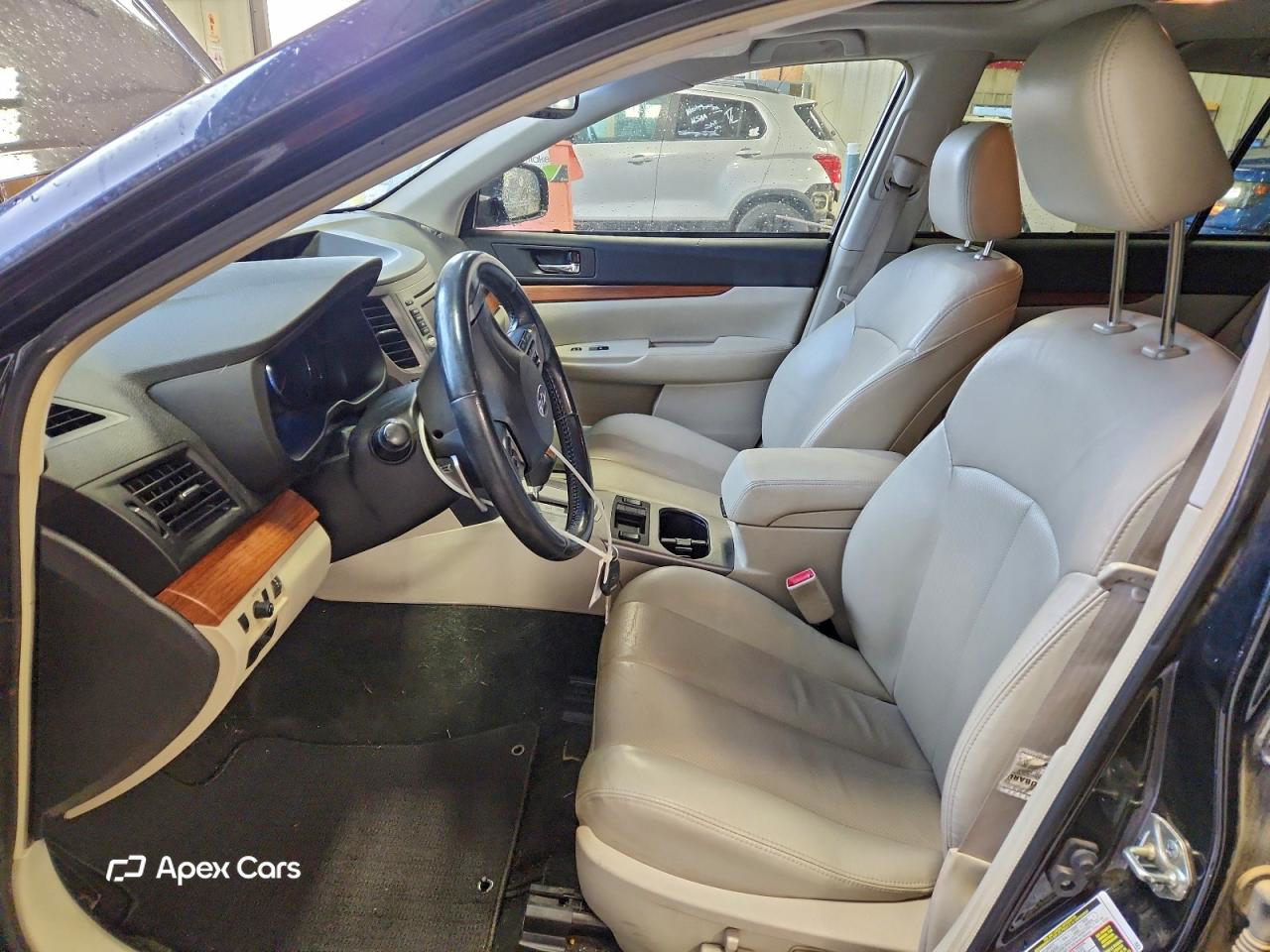 Subaru Outback 2014