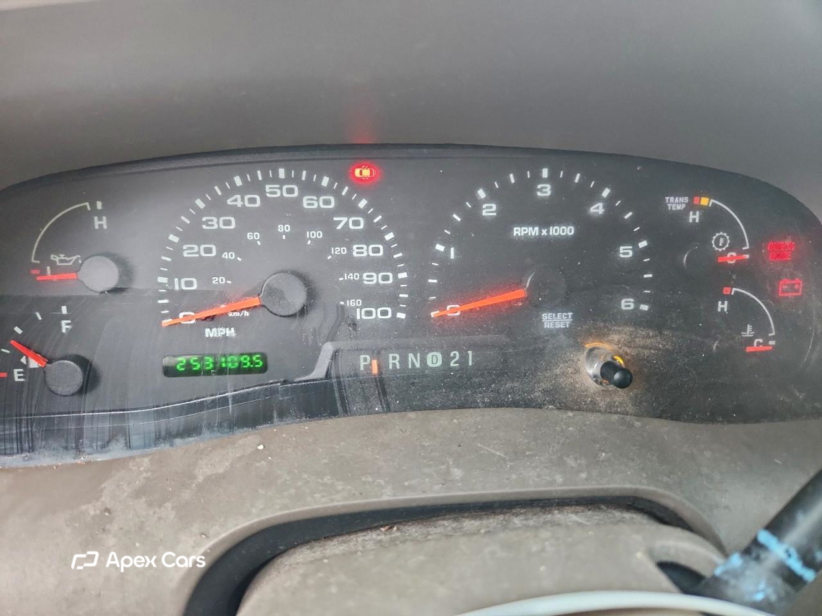 Ford Excursion 2004