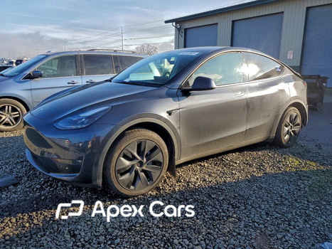 Tesla Model Y 2025 - Image 1 of 13