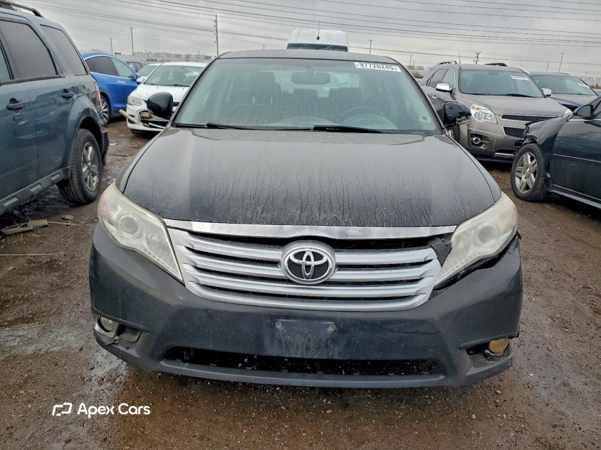 Toyota Avalon 2012