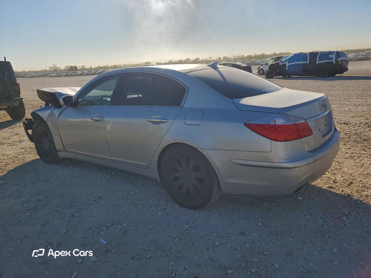 Hyundai Genesis 2011
