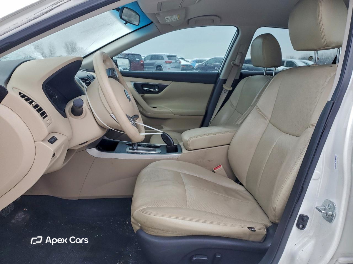 Nissan Altima 2015