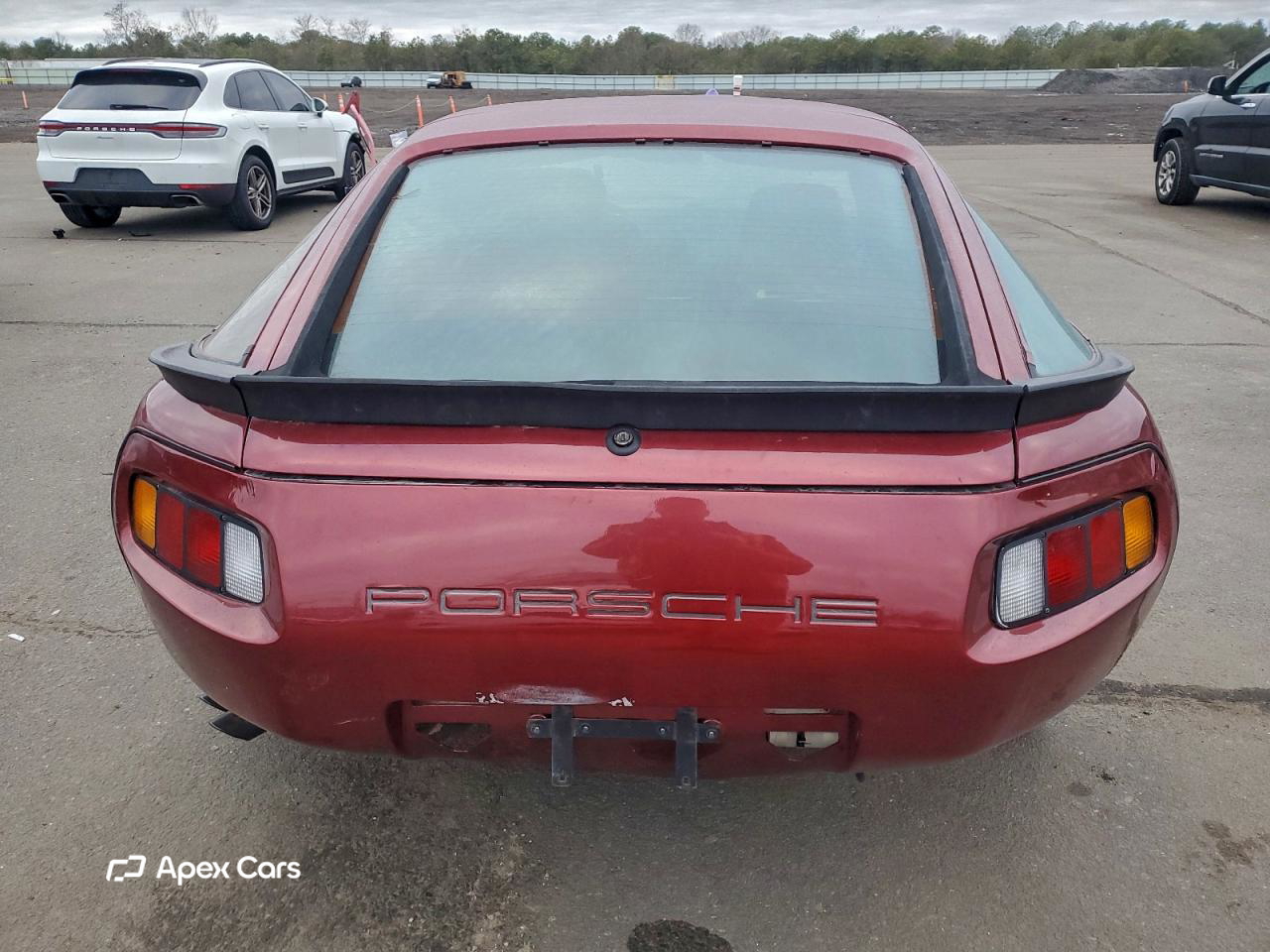 Porsche 928 1985