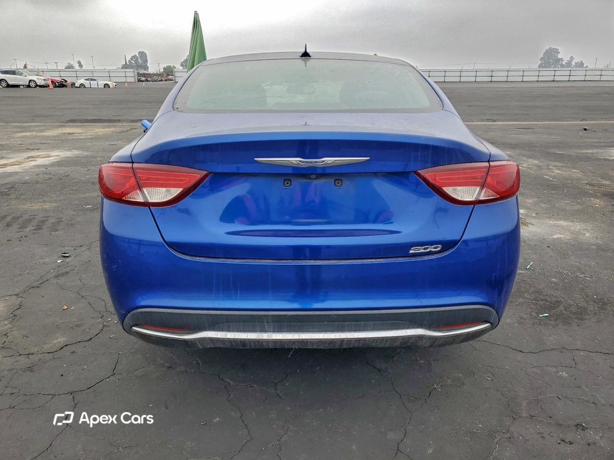 Chrysler 200 2015