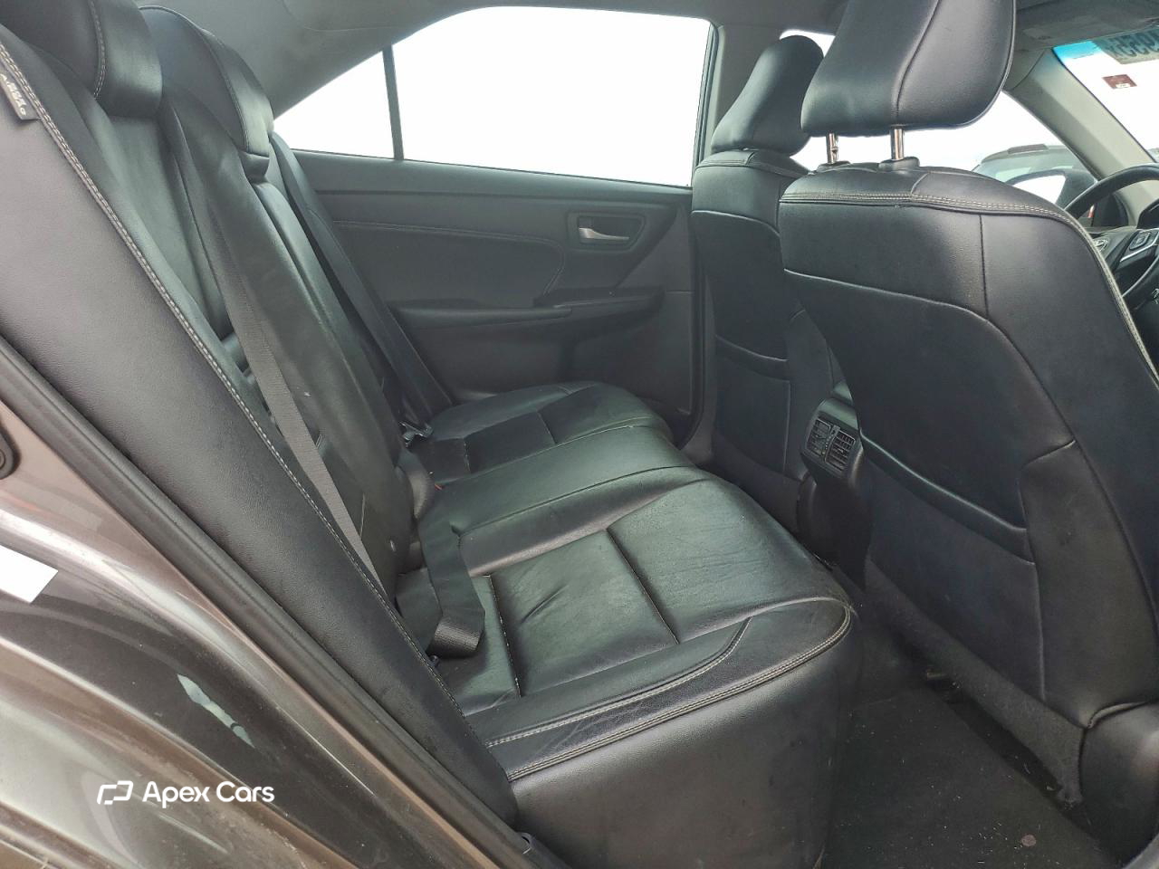 Toyota Camry 2016