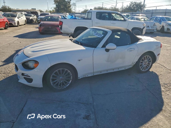 2017 Fiat 124 Spider - Image 1 of 5