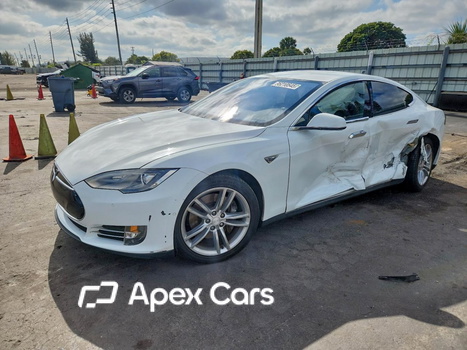 Tesla Model S 2015 - Zdjęcie 1 z 13