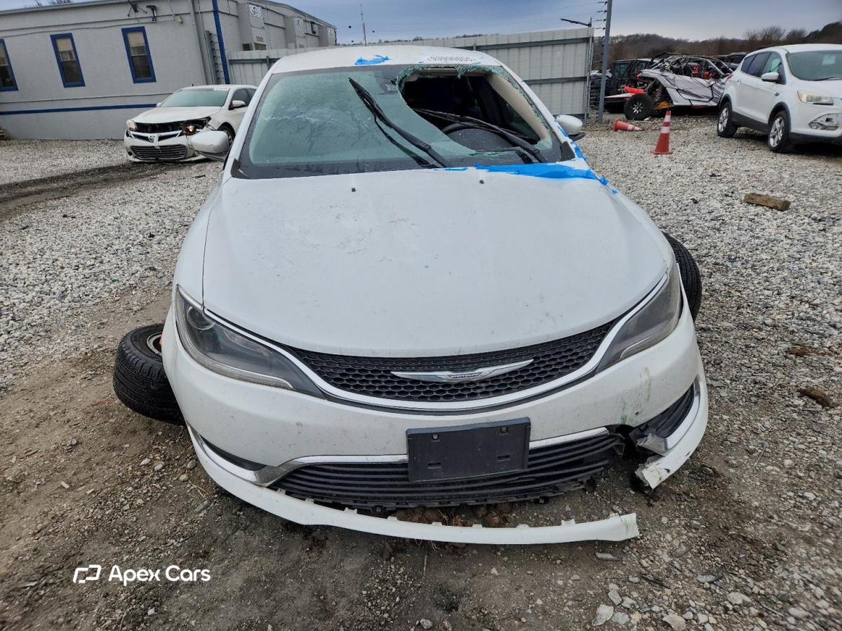 Chrysler 200 2015