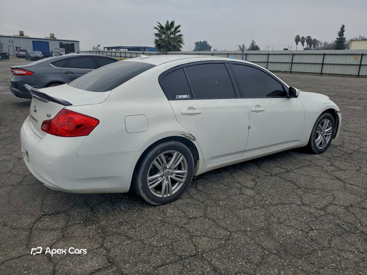 Infiniti G 2013